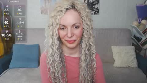 kiramartins cat online show from 11.26.25