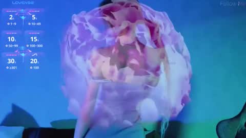 Kira online show from 11.04.25