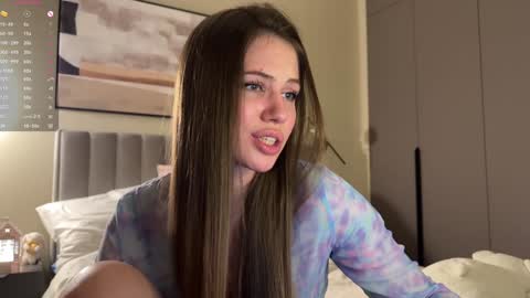 Kira online show from 01.15.25