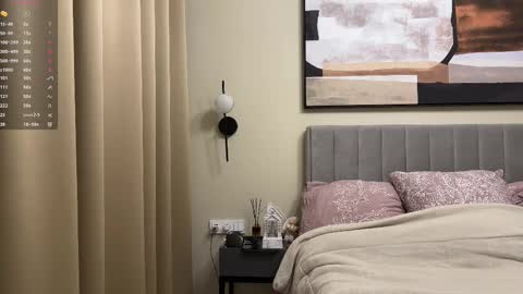 Kira online show from 02.14.25