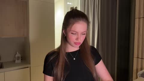 Kira online show from 09.24.25