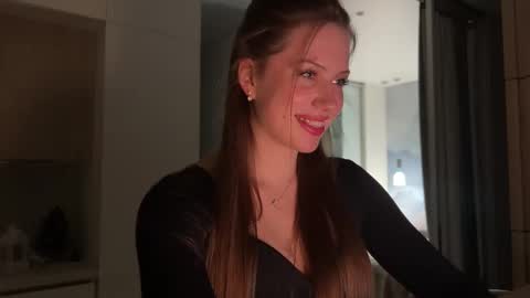 Snapshot of kiramystery chatting on 01.15.26 Kira online show from 01.15.26