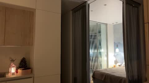 Snapshot of kiramystery chatting on 02.17.26 Kira online show from 02.17.26