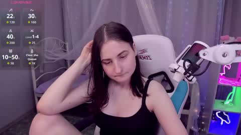 KiraParker online show from 04.19.26