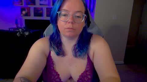 KiraSpitQueen online show from 05.20.26