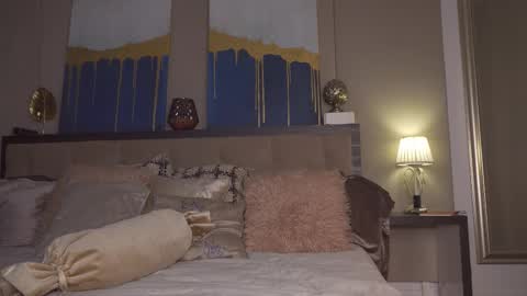 kirasunny online show from 09.24.25