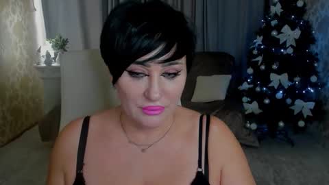 Kira online show from 12.14.25