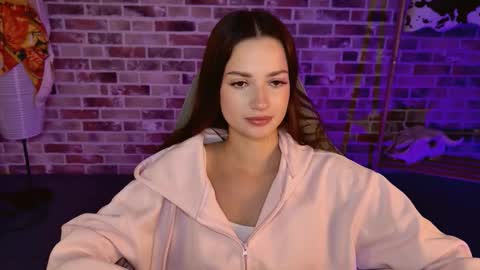 Snapshot of kiravair chatting on 11.24.25 kiravair online show from 11.24.25