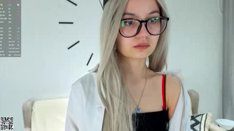 Snapshot of kirbycallaro chatting on 03.10.26 Miko online show from 03.10.26