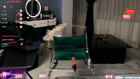 kiss_katy online show from 03.03.25