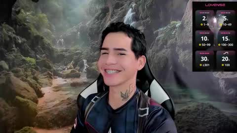 kiss_whitee online show from 02.24.26