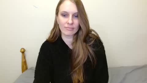 Snapshot of kissallie chatting on 02.11.26 Allie online show from 02.11.26