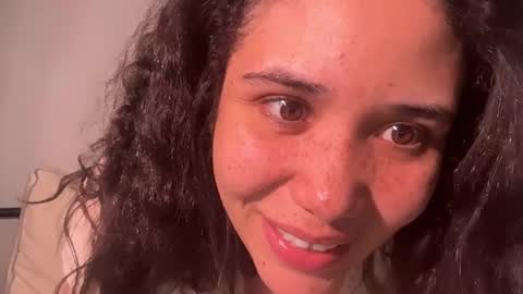 Snapshot of kissandcurrency chatting on 02.09.26 Kiss Currency online show from 02.09.26