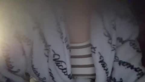 kissandtell1357 online show from 10.27.25