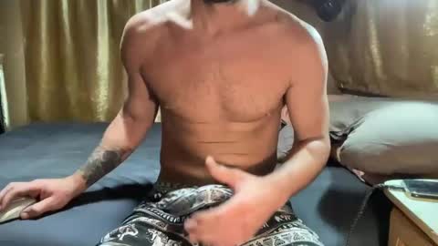 Snapshot of kisshard420 chatting on 02.12.25 kisshard420 online show from 02.12.25