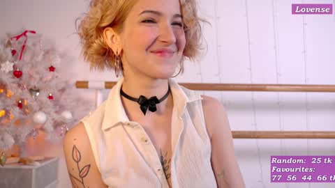 Snapshot of kisskiss_muah chatting on 01.19.25 Kate online show from 01.19.25