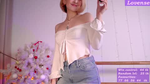 Snapshot of kisskiss_muah chatting on 01.24.25 Kate online show from 01.24.25