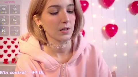 Snapshot of kisskiss_muah chatting on 02.18.25 Kate online show from 02.18.25