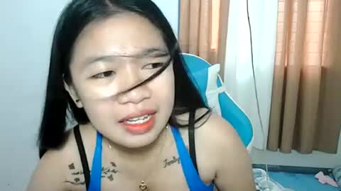 christine  online show from 03.08.26