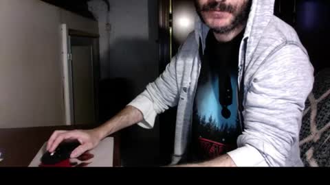 kissofbanned1983 online show from 10.30.25