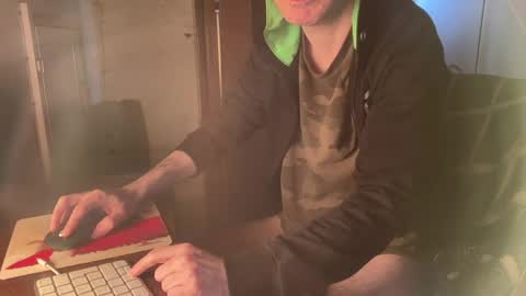 kissofbanned1983 online show from 05.19.26