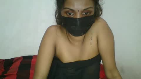 Snapshot of kissy_doll1 chatting on 06.23.26 kissy_doll1 online show from 06.23.26