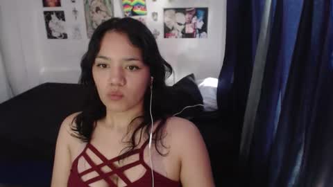 Snapshot of kitcatdreams chatting on 04.21.26 kitcatdreams online show from 04.21.26