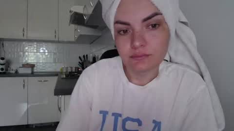 Im Amaia   Everyone Merry Christmas  online show from 07.04.26