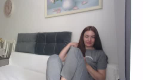 Im Amaia   Everyone Merry Christmas  online show from 07.25.26