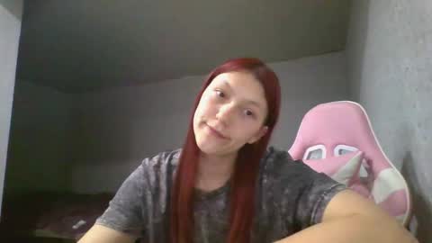 Snapshot of kiti_kitiss chatting on 04.29.26 kiti_kitiss online show from 04.29.26