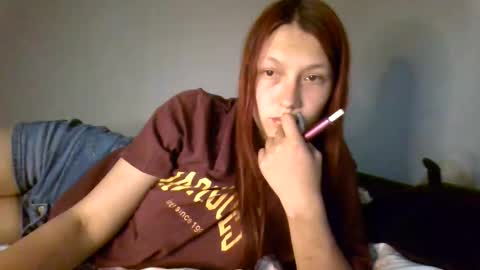 Snapshot of kiti_kitiss chatting on 06.05.26 kiti_kitiss online show from 06.05.26