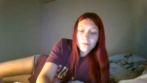 Snapshot of kiti_kitiss chatting on 06.20.26 kiti_kitiss online show from 06.20.26