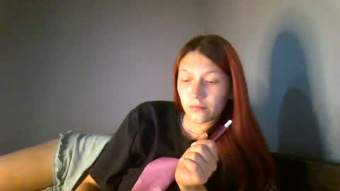 Snapshot of kiti_kitiss chatting on 08.03.26 kiti_kitiss online show from 08.03.26