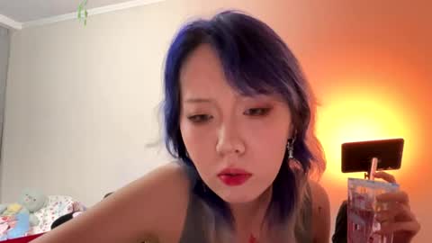 Snapshot of kitsunevel chatting on 02.17.26 Kit online show from 02.17.26