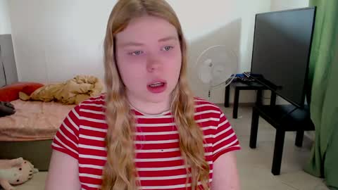 Jennyblonde and Emmabrunette online show from 05.10.26