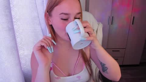 kitten_sun online show from 01.24.25