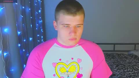 Snapshot of kittenmur chatting on 12.15.25 Vlad online show from 12.15.25