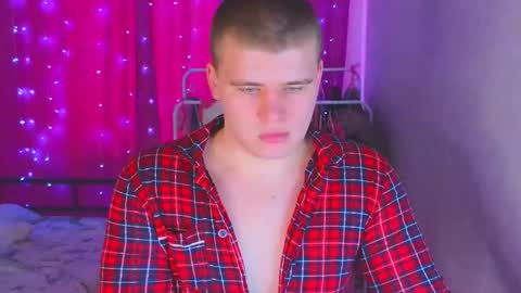 Snapshot of kittenmur chatting on 02.10.26 Vlad online show from 02.10.26