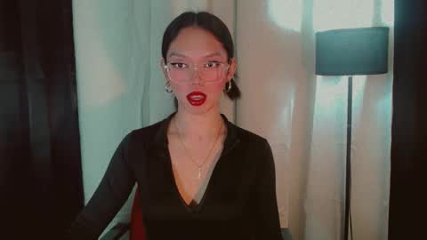 Snapshot of kitteylovesyou chatting on 09.29.25 KITTY online show from 09.29.25