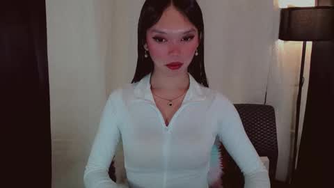 Snapshot of kitteylovesyou chatting on 10.14.25 KITTY online show from 10.14.25