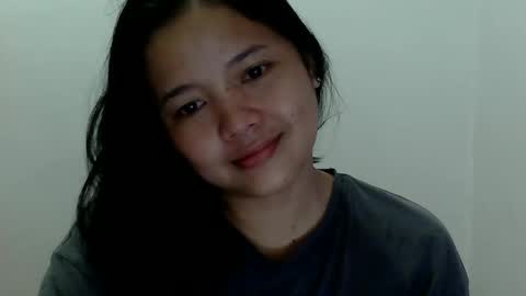 Snapshot of kittlyn chatting on 11.25.25 kittlyn online show from 11.25.25