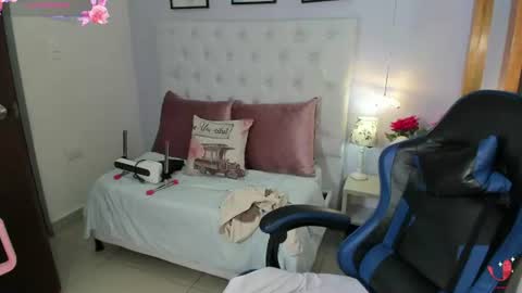 Kitty Kayo online show from 07.23.26