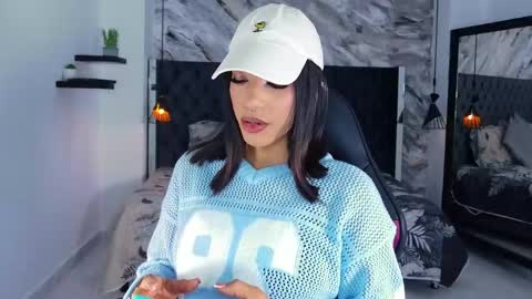 Kitty online show from 06.04.26