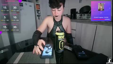 Snapshot of kitty_fitty29 chatting on 03.18.26 kitty_fitty29 online show from 03.18.26