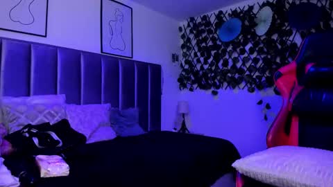 Camila online show from 03.11.26