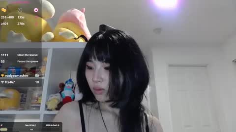 Snapshot of kitty_krush chatting on 09.13.25 Kitty online show from 09.13.25