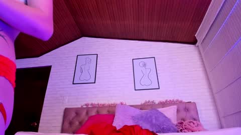 Kitty online show from 10.04.25