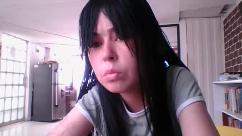 kitty_small69 online show from 12.19.25