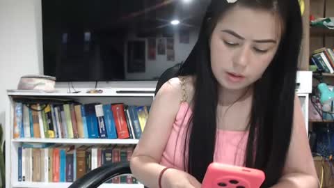 Snapshot of kitty_small69 chatting on 07.25.26 kitty_small69 online show from 07.25.26