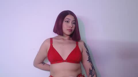 nina martinez online show from 06.25.26
